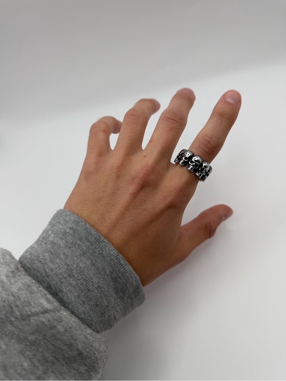 Skull Shape Ring - Picture 2 of 7